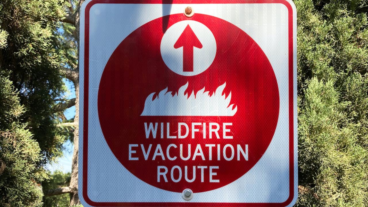 ruta de evacuacion de incendios